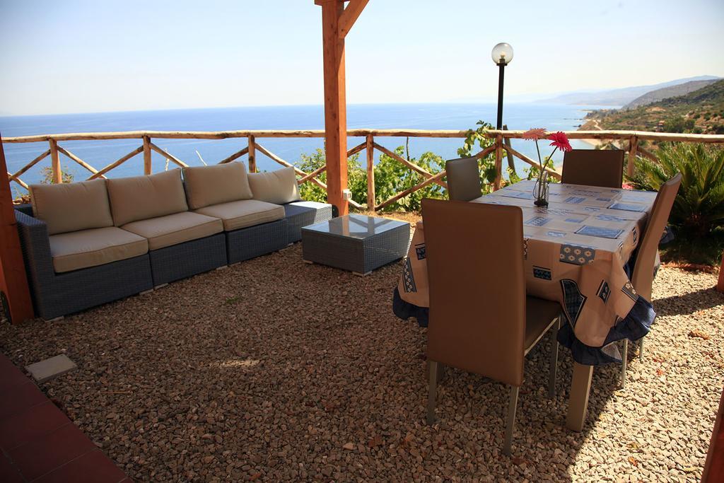 Casa Verde Mare Castel di Tusa Eksteriør billede
