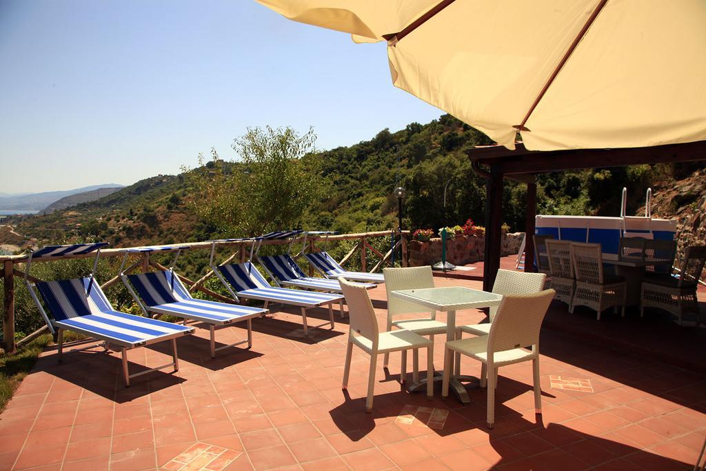 Casa Verde Mare Castel di Tusa Eksteriør billede