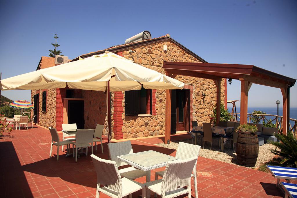 Casa Verde Mare Castel di Tusa Eksteriør billede